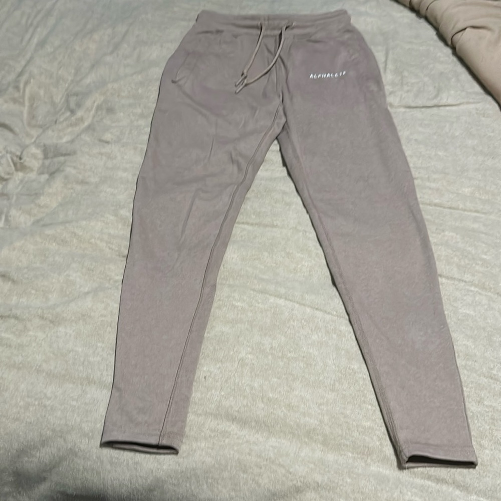 Alphalete joggers